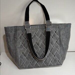 Smateria Silver Gray Woven Tote Bag. Vegan. New.